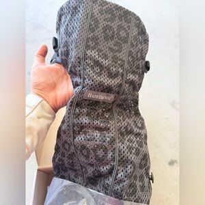BabyBjorn Gray Leopard Carrier mini